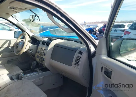 2011 Ford Escape Xlt from USA, damaged, VIN 1FMCU0D70BKA67502